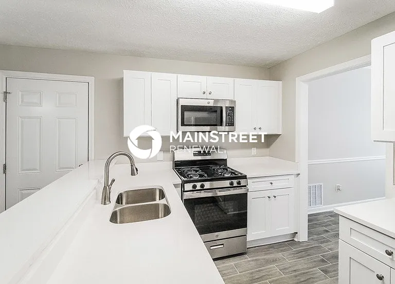 754 Woodstone Rd — Photo 6