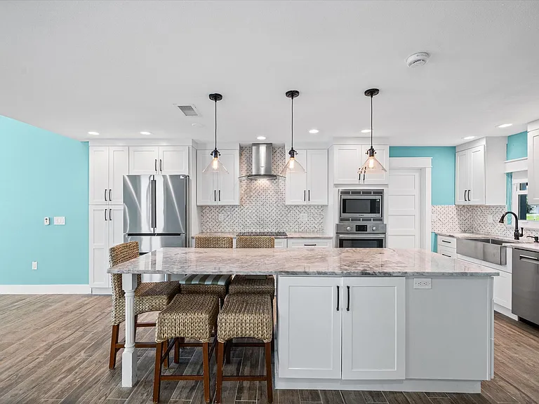 6323 Bayou Grande Blvd NE — Photo 12
