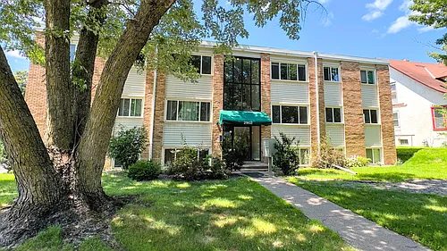 2902 Polk St NE #4 Photo 1