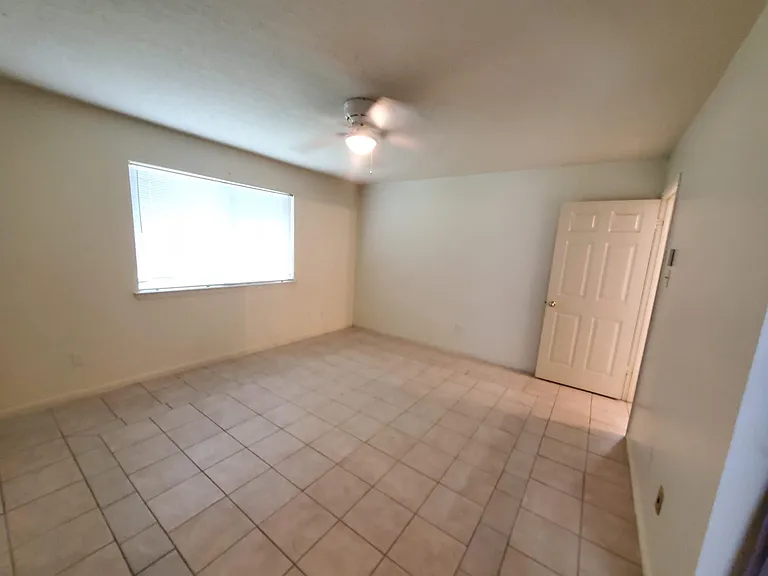 21435 Park Mill Ln — Photo 10