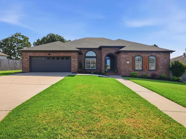 1724 Oakbrook Dr, Sherwood, AR 72120