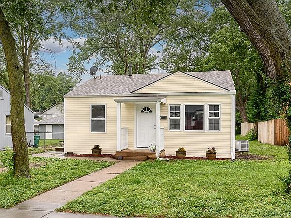 2nd image of 312 Cornell Ave