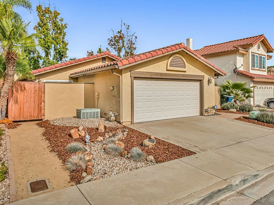 1st image of 2166 Pueblo Gln