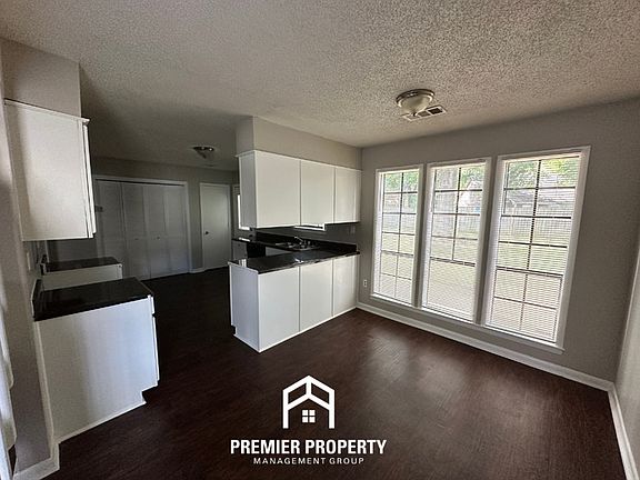 5th image of 6167 Scarlet Leaf Dr