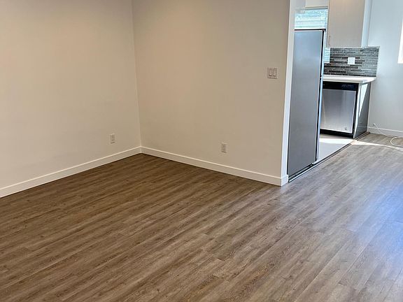 5th image of 1257 12th St APT 1