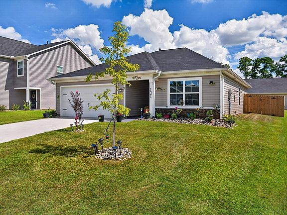 4th image of 131 Southern Magnolia Ln