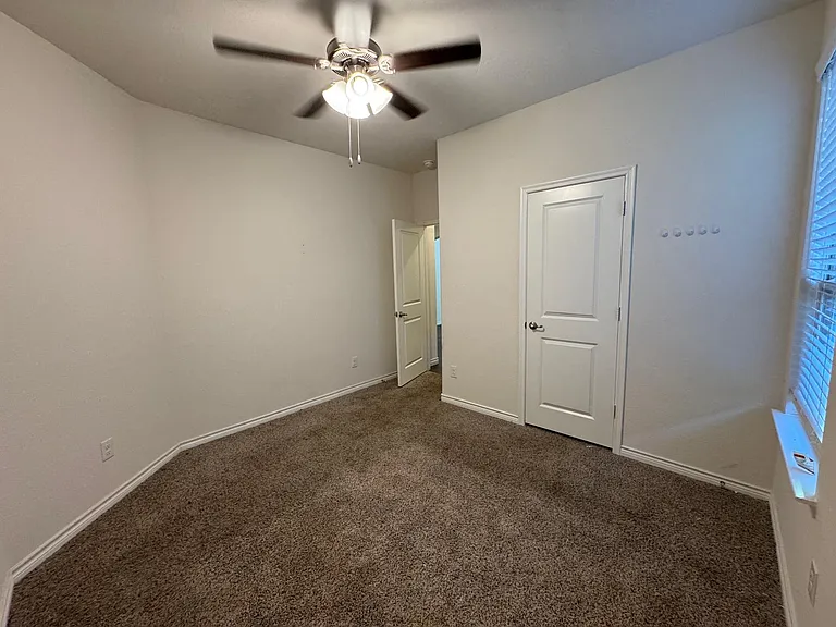 2916 Brady Starr Dr — Photo 23