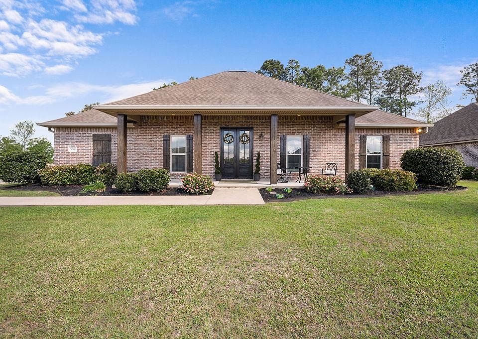 1st image of 400 First Pentecostal Church Rd