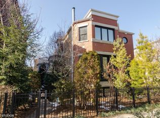 2640 N Bosworth Ave, Chicago, IL 60614