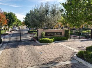 9741 Foxglove Dr, Riverside, CA 92503