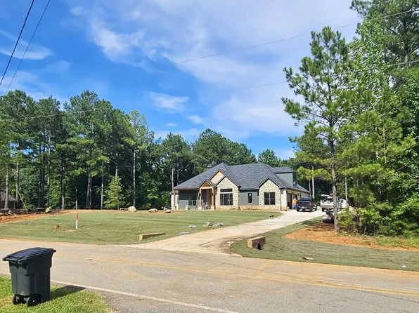 141 Voorhees Rd, Hamilton, GA 31811
