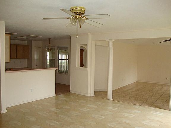 5th image of 9303 Marblemount Dr