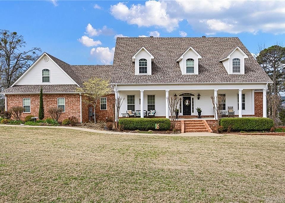 1st image of 788 Cliff Rd