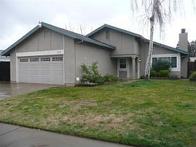 1st image of 4118 Thornhill Dr
