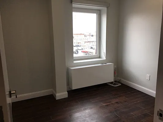 Rented by 18 REALTY | media 41