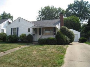 1446 Janice St NE, Massillon, OH