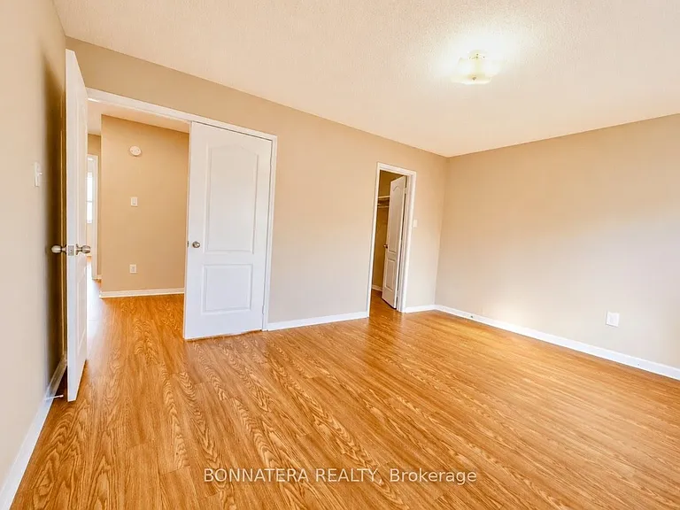 5455 Farmcote Dr — Photo 13