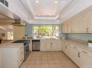 18325 San Fernando Mission Blvd, Porter Ranch, CA 91326