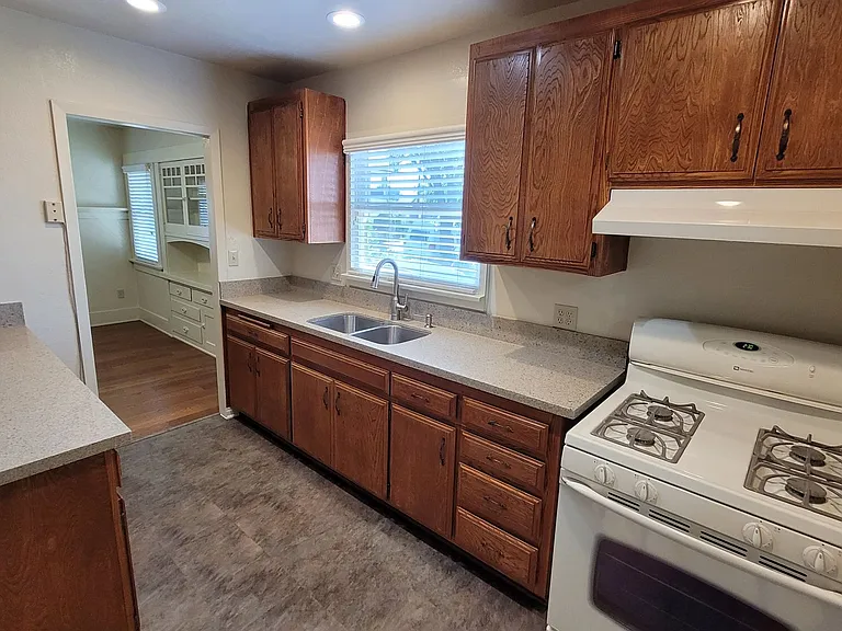 13211 E Camilla St — Photo 8