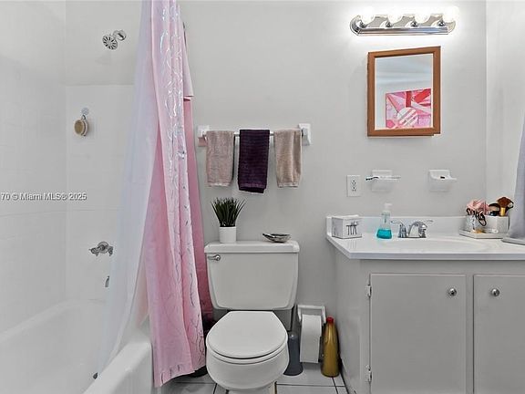 2nd image of 850 East Blvd #1-217
