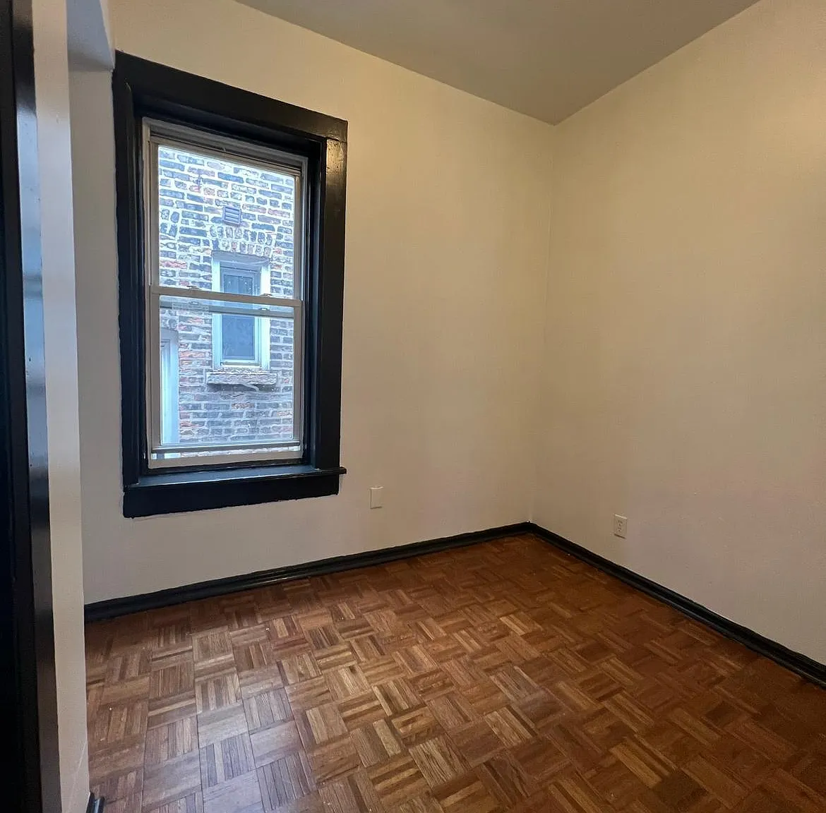2 bed, 750 sqft, $1,650 — Photo 4