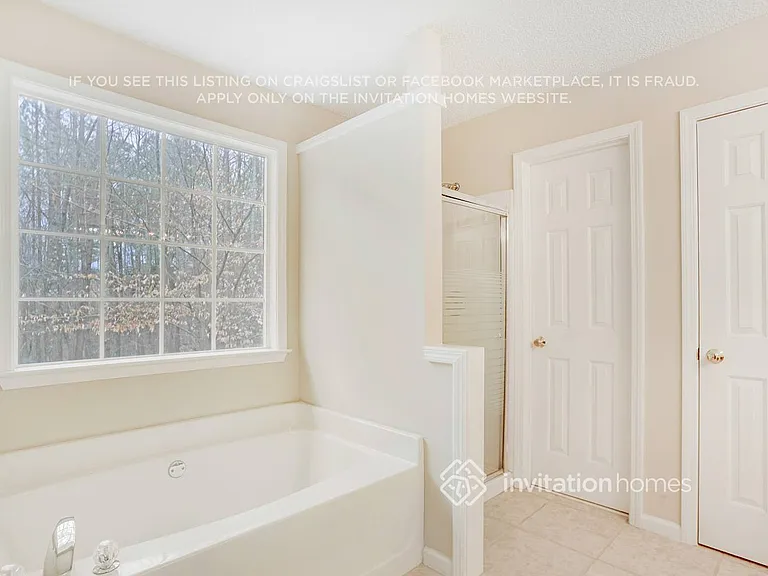 7350 Harlech Trce — Photo 15