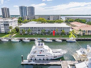 37 Yacht Club Dr APT 310, North Palm Beach, FL 33408