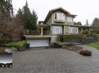 1286 Chamberlain Dr, North Vancouver, BC V7K1P3