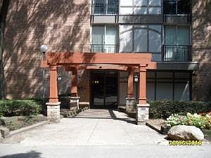 1st image of 5800 Oakwood Dr Unit 3G