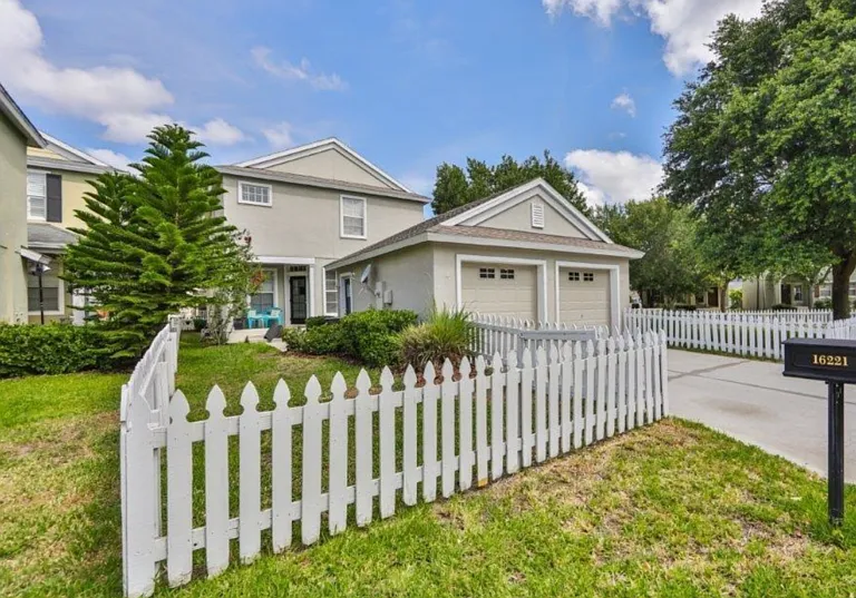 16221 Bridgewalk Dr — Photo 33