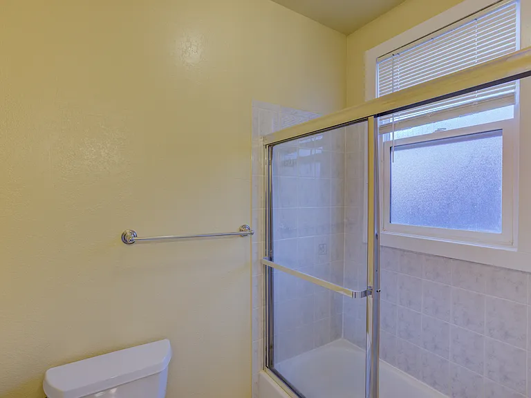 433 Brazil Ave — Photo 15