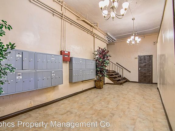 4th image of 5233 Monte Vista St APT 411