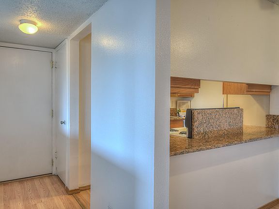 3rd image of 3825 Montgomery Blvd NE APT 138