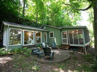 346 Pucketts Point Rd, Smithville, TN 37166