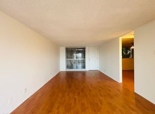 1137 1/2 11th St #203, Santa Monica, CA 90403