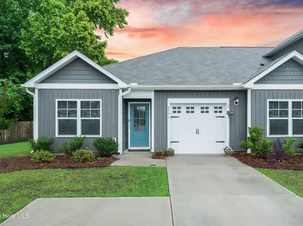 2133 Southern Bayberry Lane NE, Leland, NC 28451