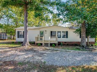 5026 Summerset Rd, Randleman, NC 27317