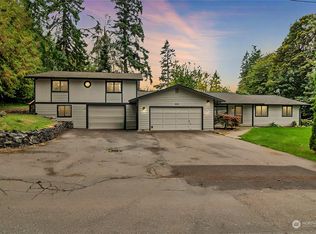 1128 SE Salmonberry Rd, Port Orchard, WA 98366