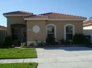 7958 NW 200th St, Hialeah, FL 33015
