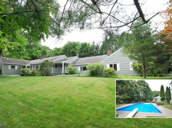 24 Woodland Rd, Franklin, NJ 07416