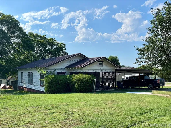 104 N Maytubby St, Kingston, OK 73439