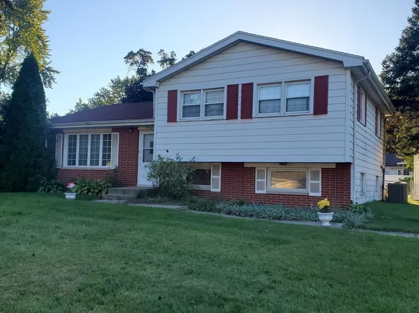 2410 Norman St, Portage, IN 46368