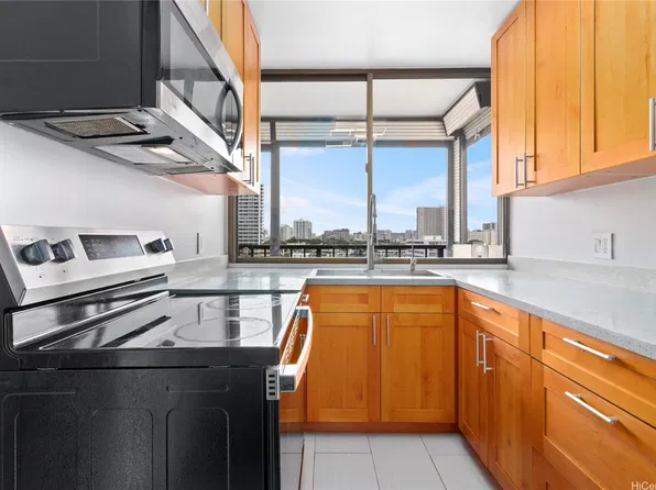 1201 Wilder Ave APT 602, Honolulu, HI 96822