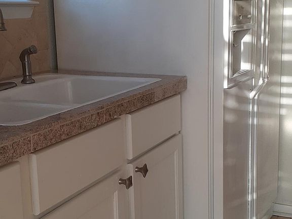 3rd image of 1703 Mary K Ln