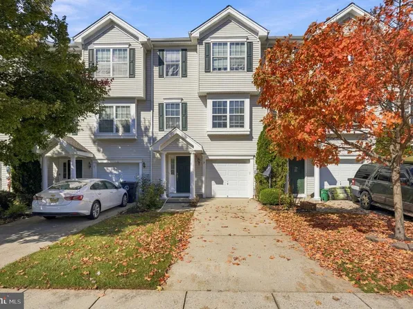 5 Highgrove Ct, Thorofare, NJ 08086