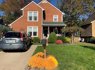 904 Berwick Dr, Annapolis, MD 21403