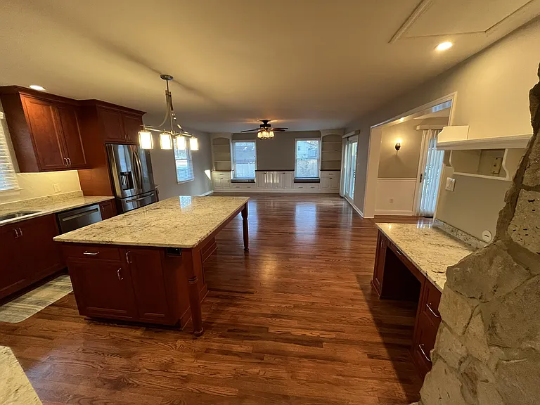 445 Herald Harbor Rd — Photo 4