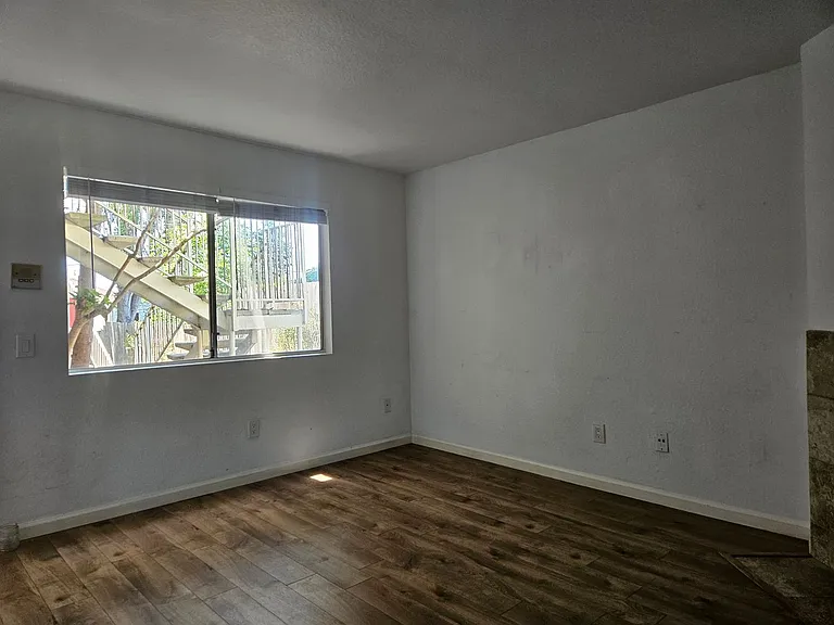 4352 Arizona Street — Photo 4
