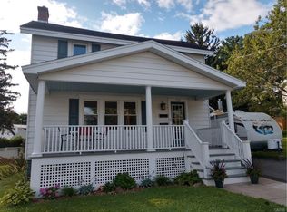 720 Hillside St #1, Syracuse, NY 13208