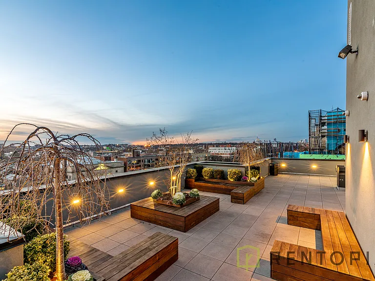 581 Ocean Pkwy #3G — Photo 10
